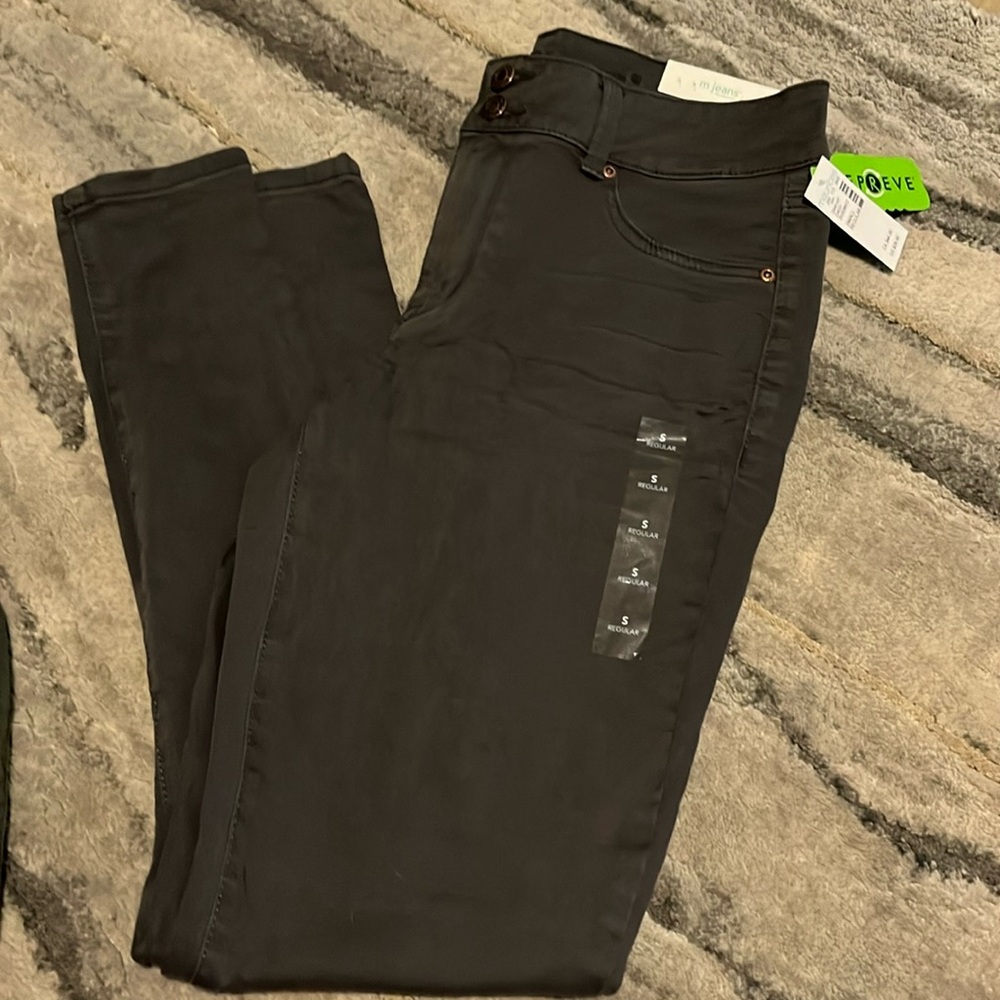 Maurice’s M jeans.